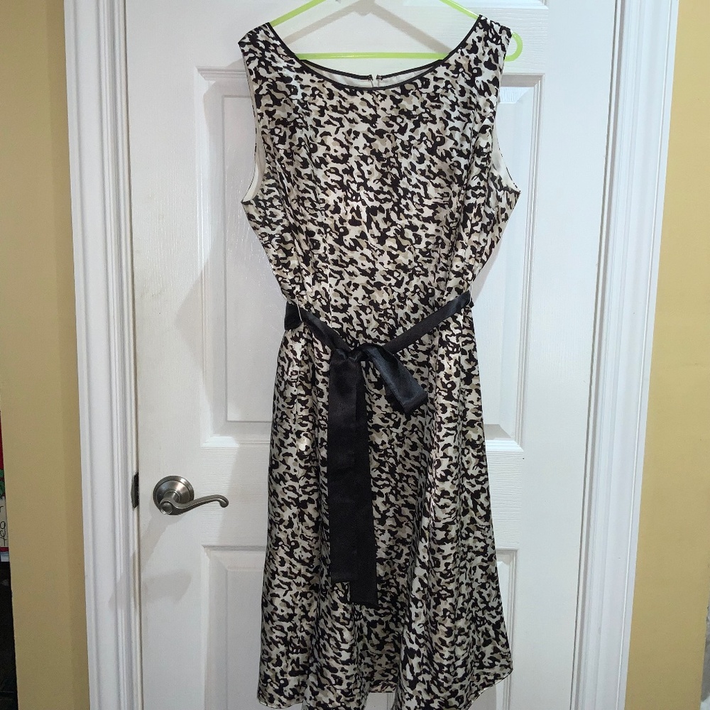 Alex Marie satin animal print sleeveless dress sz 20W contrast satin tie belt